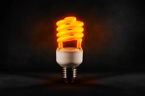Pourquoi une ampoule LED explose ?