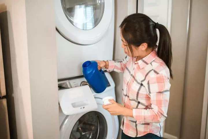 L'astuce toute bête pour nettoyer le filtre de la machine à laver : Femme  Actuelle Le MAG