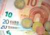 Comment_déposer_un_chèque_à_la_banque_?