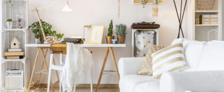 Apartment with gold decors